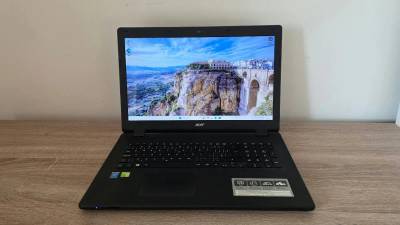 Acer Aspire ES 17 (N3700, 8 GB RAM, Nvidia 910M, 256 GB SSD)