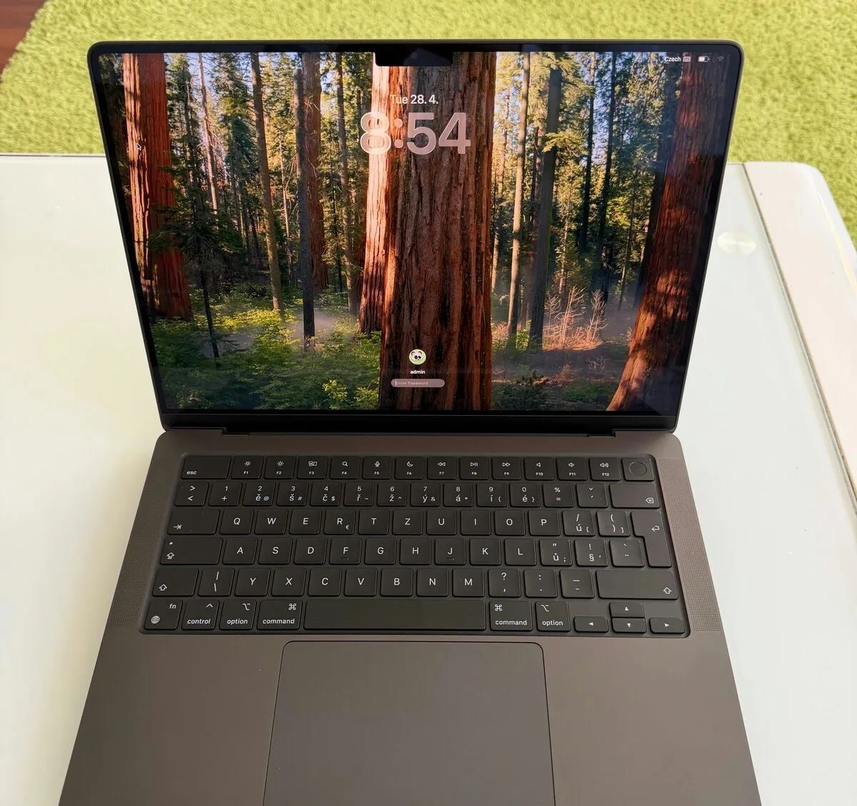 MacBook Pro 2021 / M4 / 14” / 512GB / 16GB / rok záruka