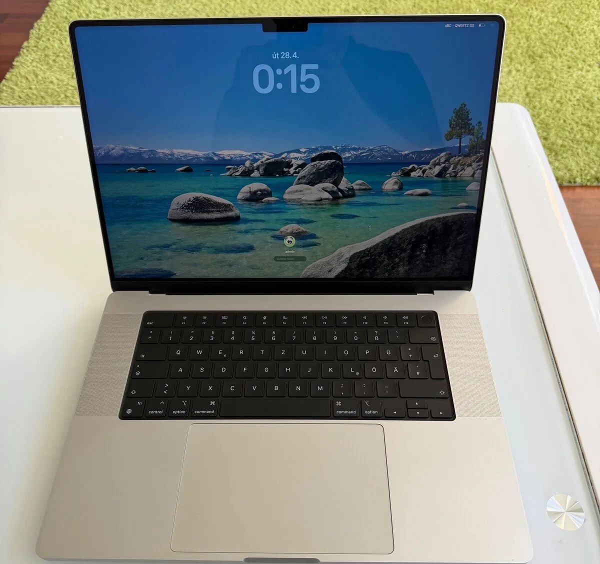 MacBook Pro M1 Pro (2021) 16” / 512GB / 32GB / rok záruka