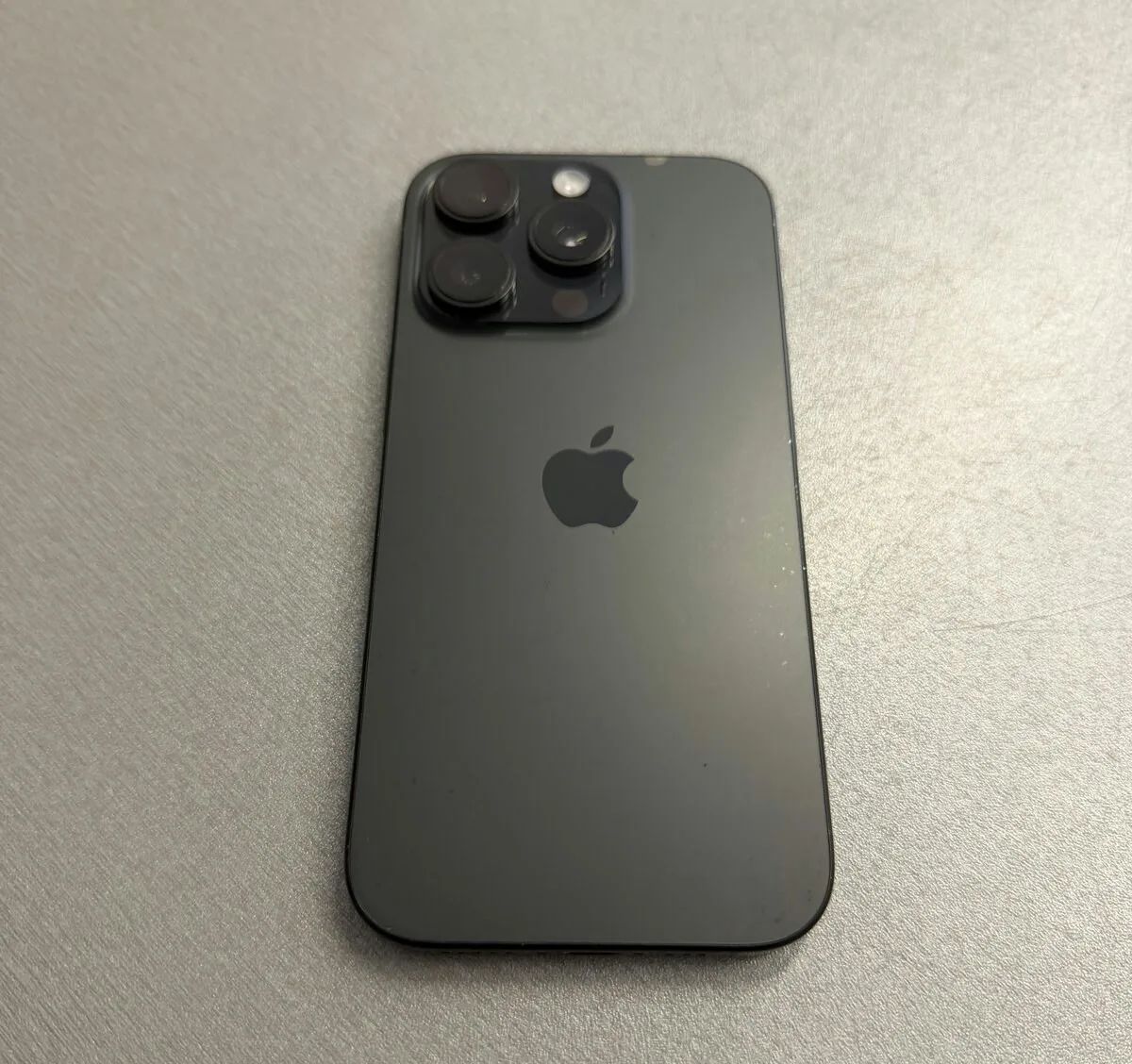 iPhone 16 Pro 512GB černý, 12 měsíců záruka