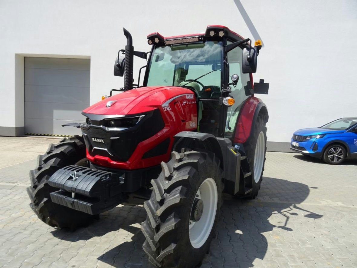 Basak 5095, r.v. 2024, barva červená, TRAKTOR