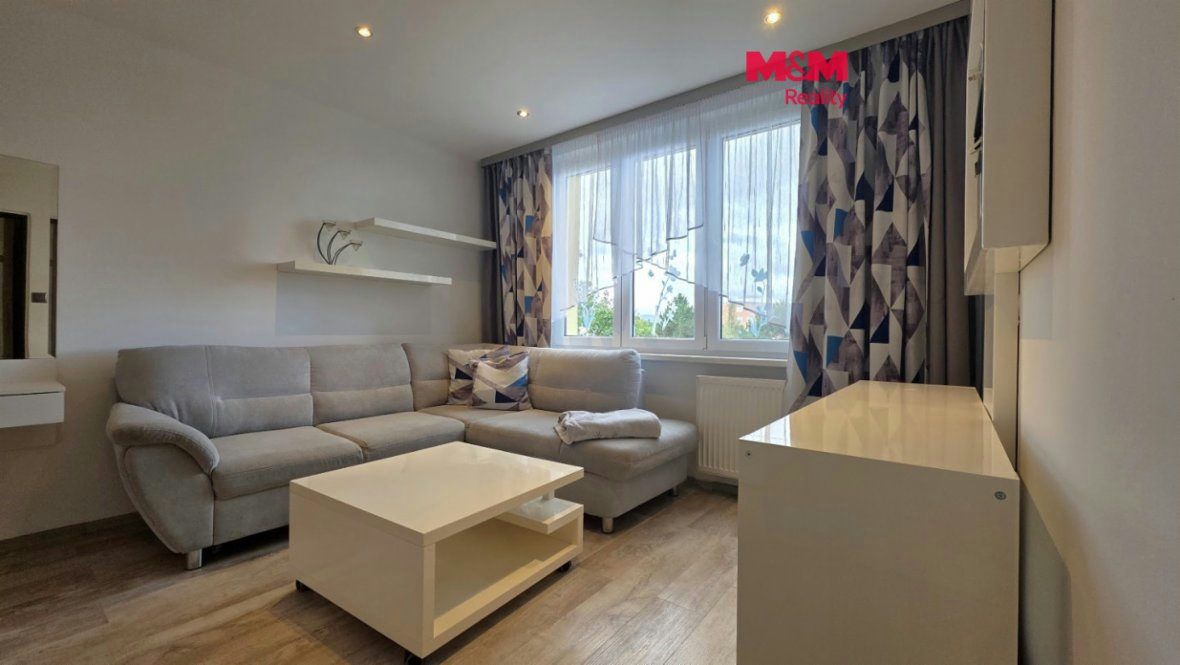 Pronájem bytu 1+1, 37 m², Karlovy Vary, ul. Sibiřská