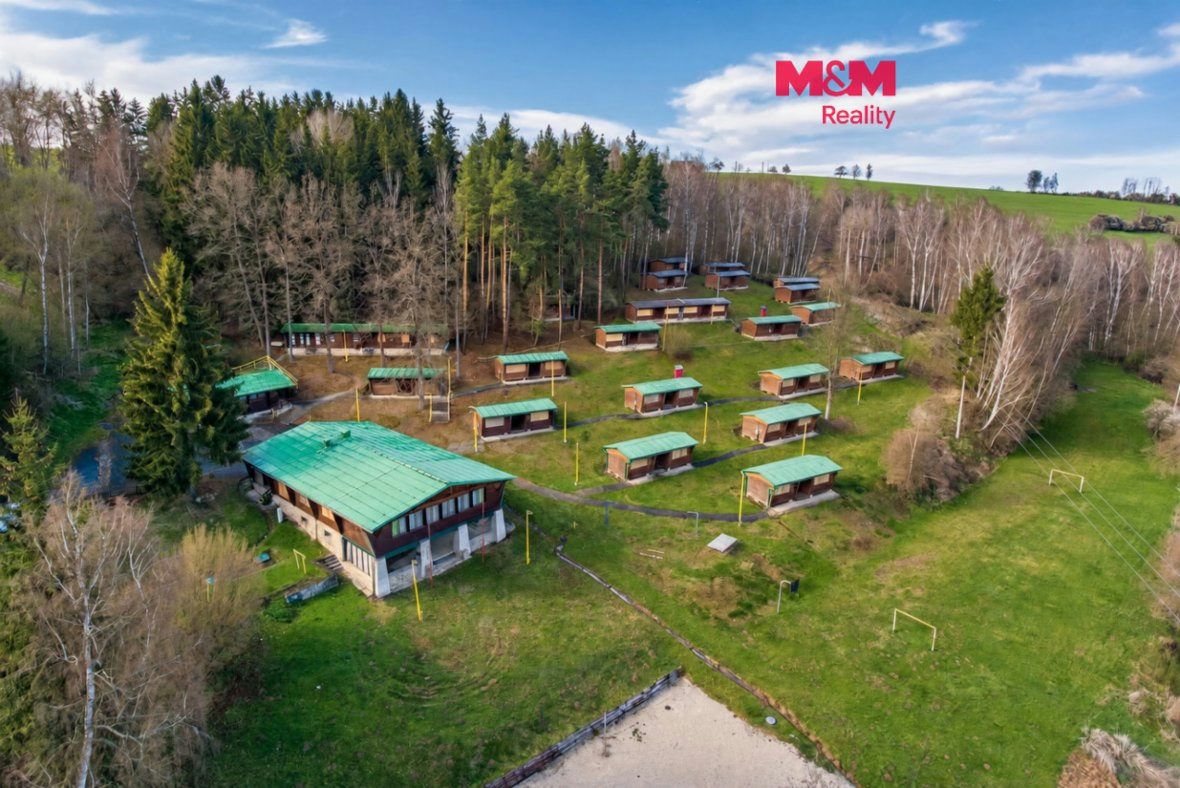 Dětský tábor, 1300 m², Bezdružice
