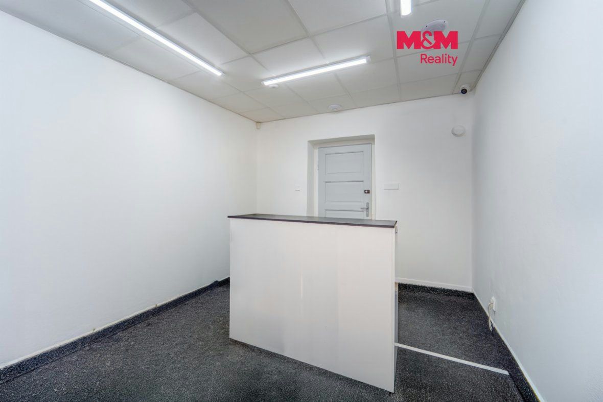 Pronájem obchod a služby, 43 m², Plzeň, ul. Koterovská