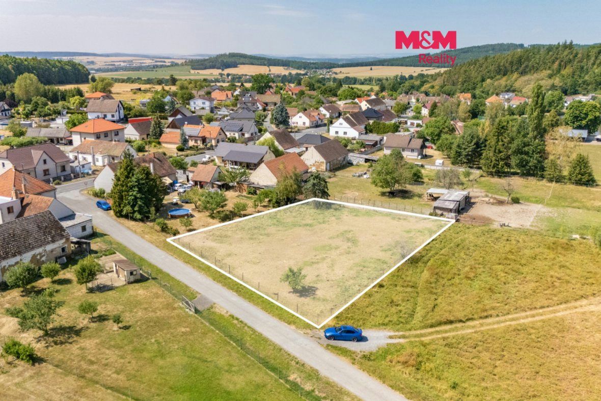 Prodej pozemku k bydlení, 1729 m², Dolce