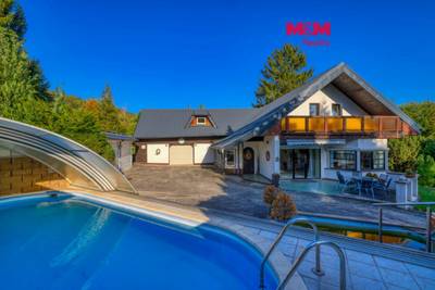 Prodej rodinného domu, 300 m², Loučim