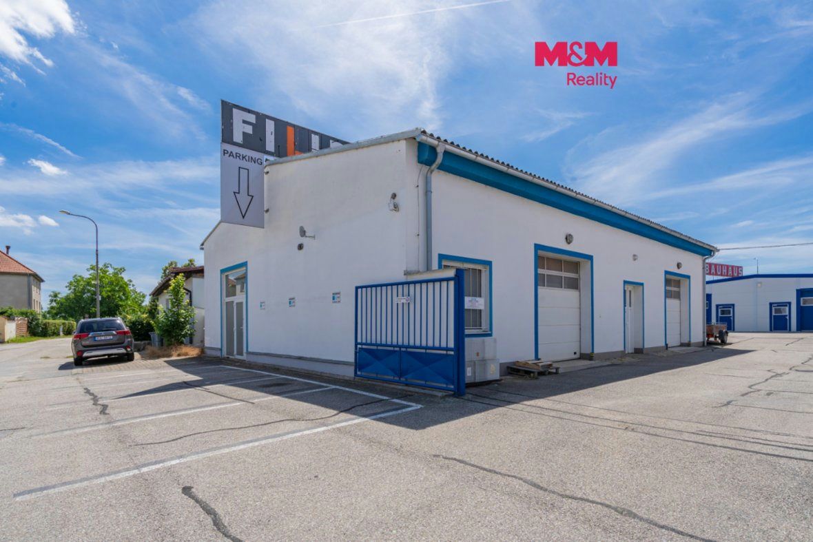 Pronájem komerčního prostoru, 210 m², České Vrbné