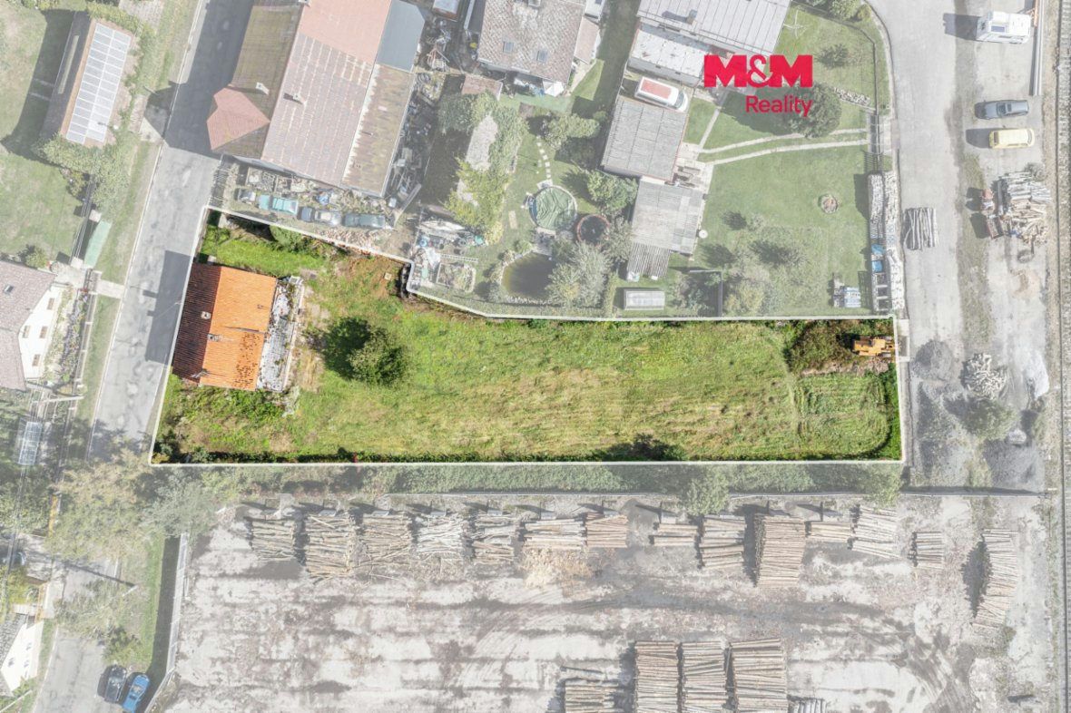 Prodej pozemku k bydlení, 1403 m², Šárovcova Lhota