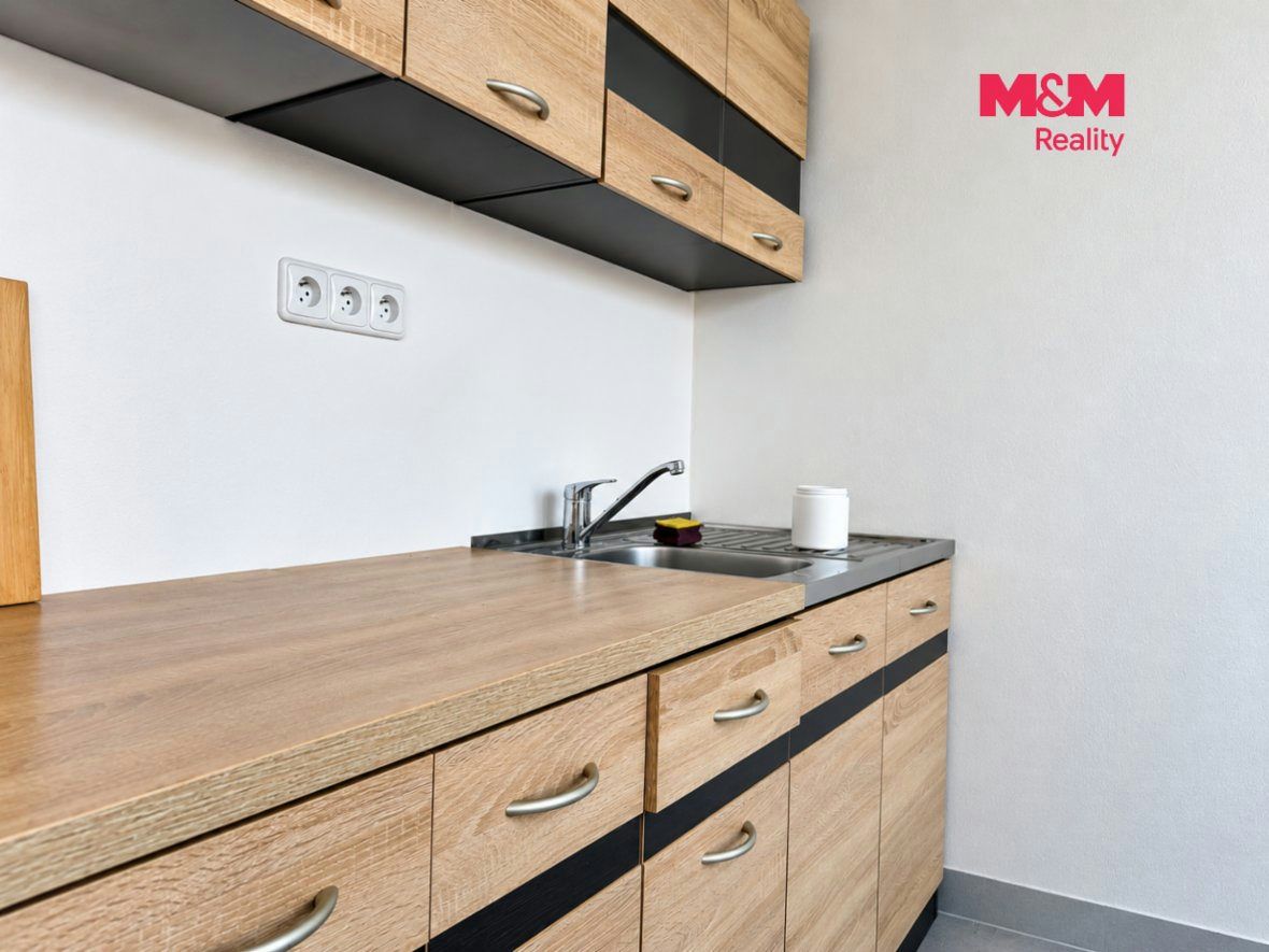 Pronájem výrobního objektu, 158 m², Radošovice