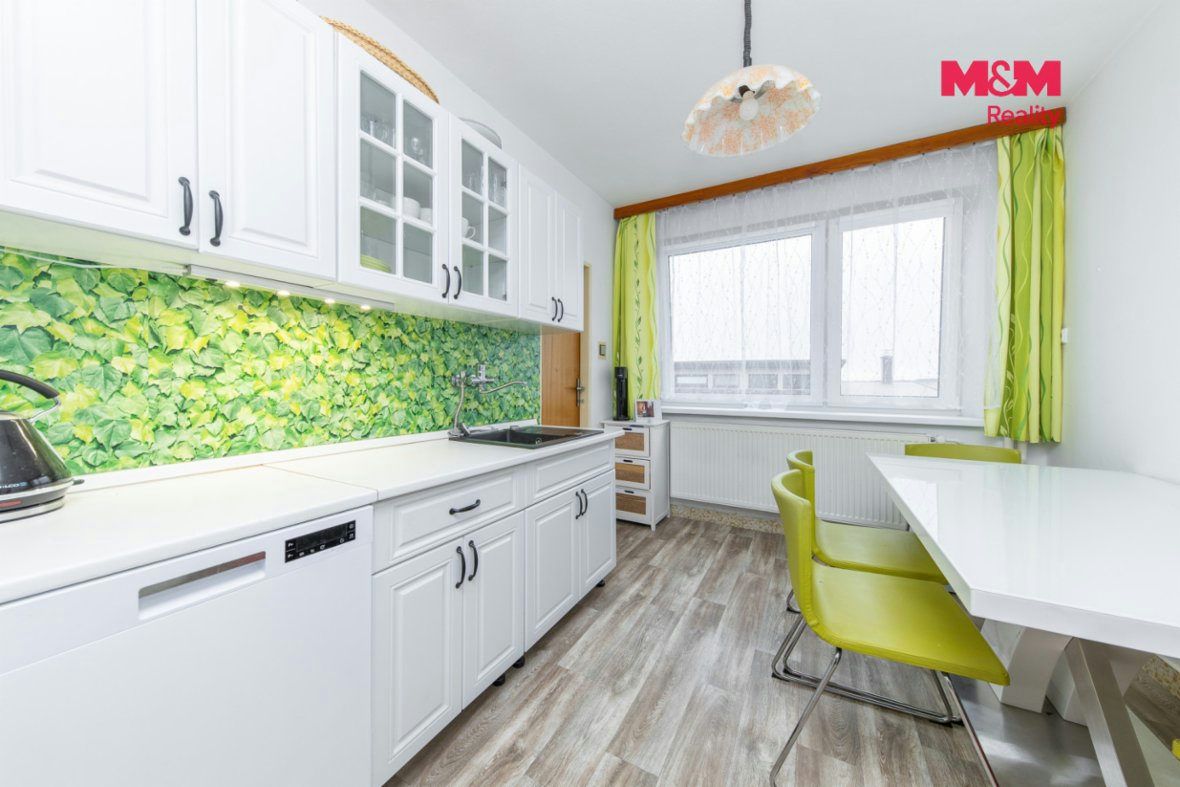 Chalupa se zahradou 1 062 m² nedaleko Bystřice nad Pernštejn