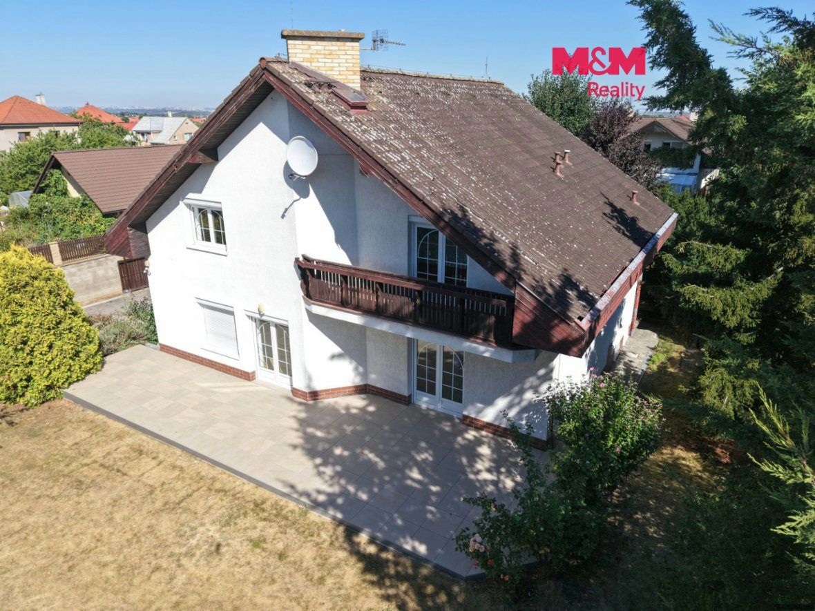 Prodej rodinného domu, 5+1, 203 m², Jesenice, ul. Akátová