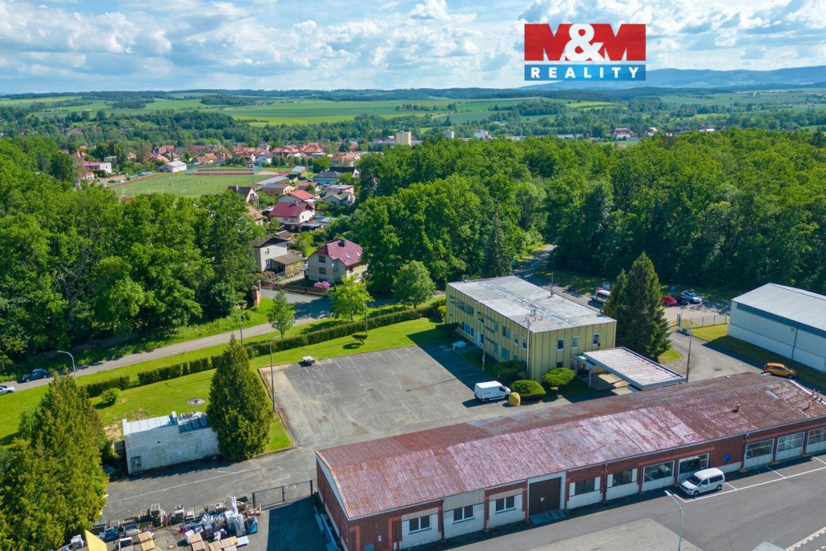 Pronájem parkovacího stání,15 m², Horš. Týn, ul. Zahradní
