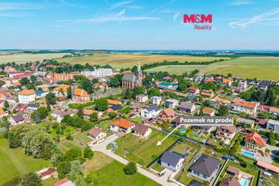 Stavební pozemek, 812 m², Plaňany