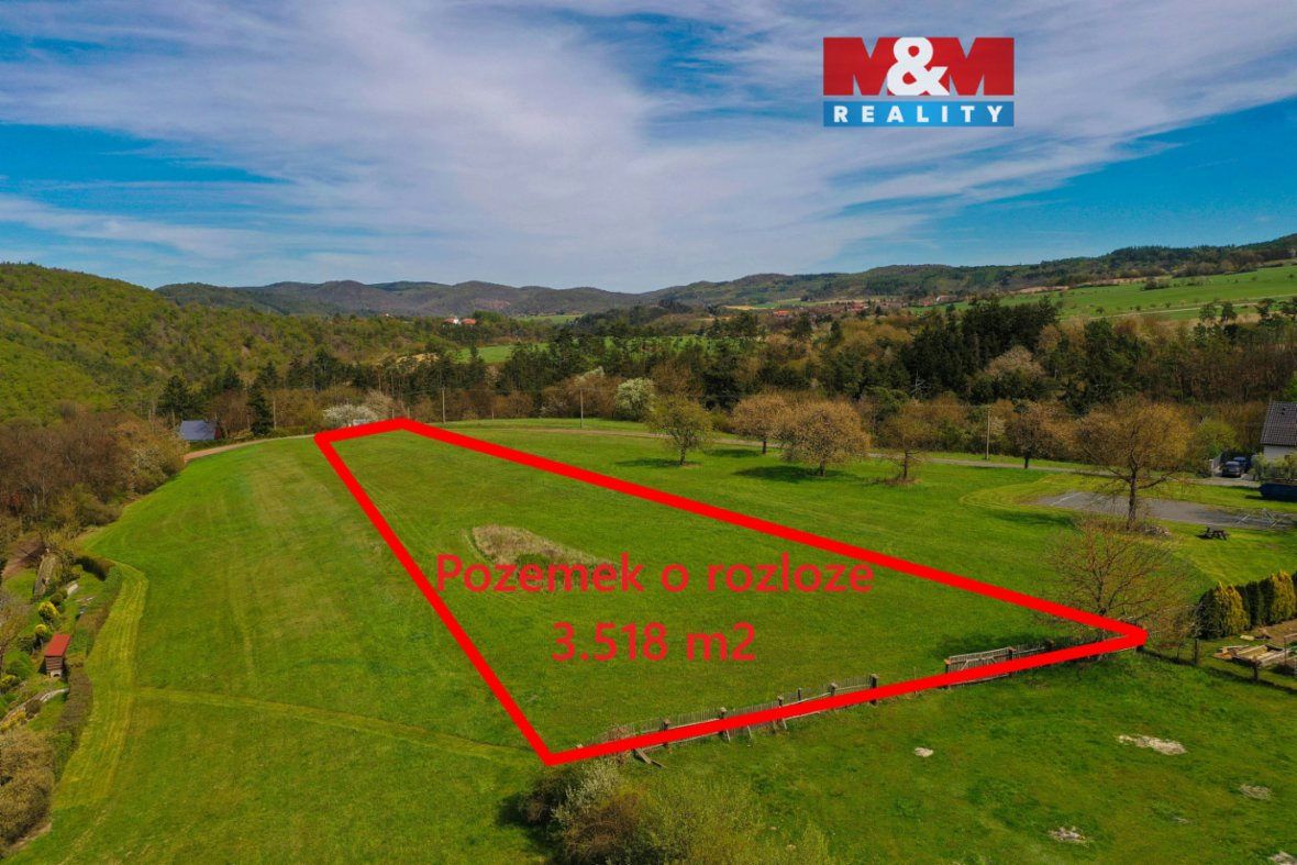 Prodej pozemku k bydlení, 3518 m², Hradiště