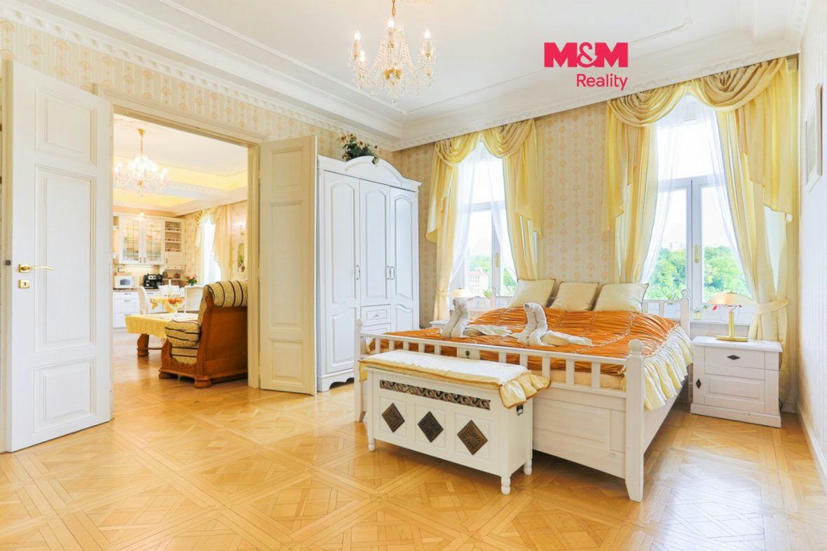 Prodej bytu 3+kk, 81 m², Karlovy Vary, ul. Zeyerova
