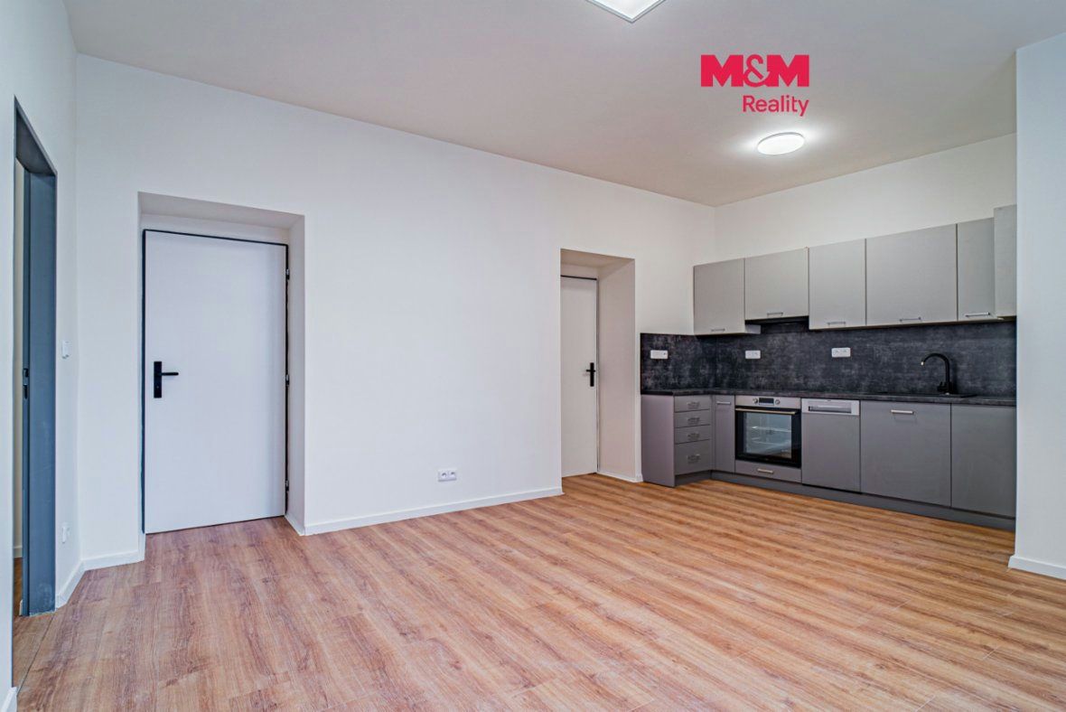 Podnájem bytu 3+kk, 61 m², Ostrava, ul. 28. října