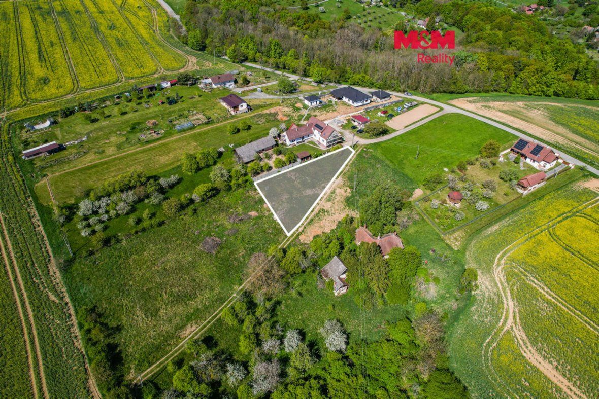 Prodej pozemku k bydlení, 772 m², Halenkovice