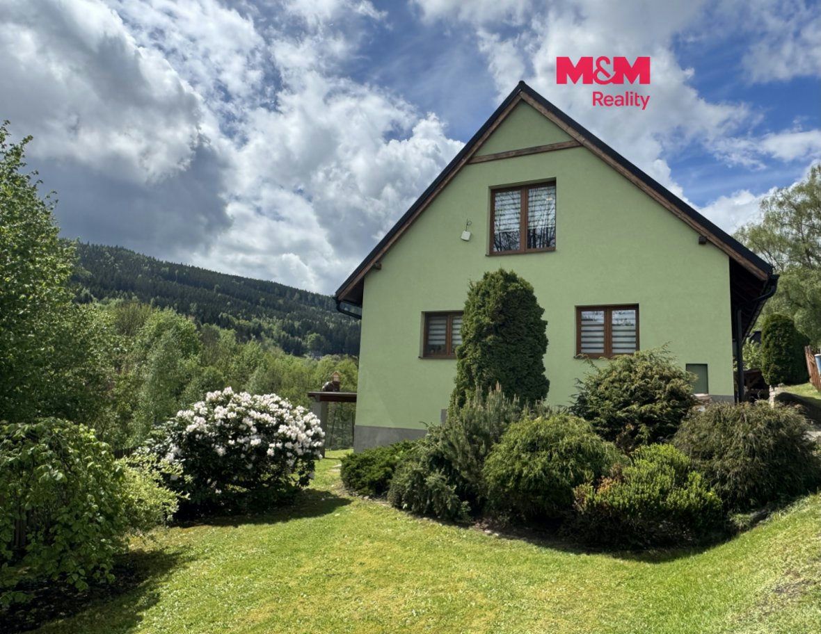 Prodej chalupy, 179 m², Tanvald, ul. Poštovní