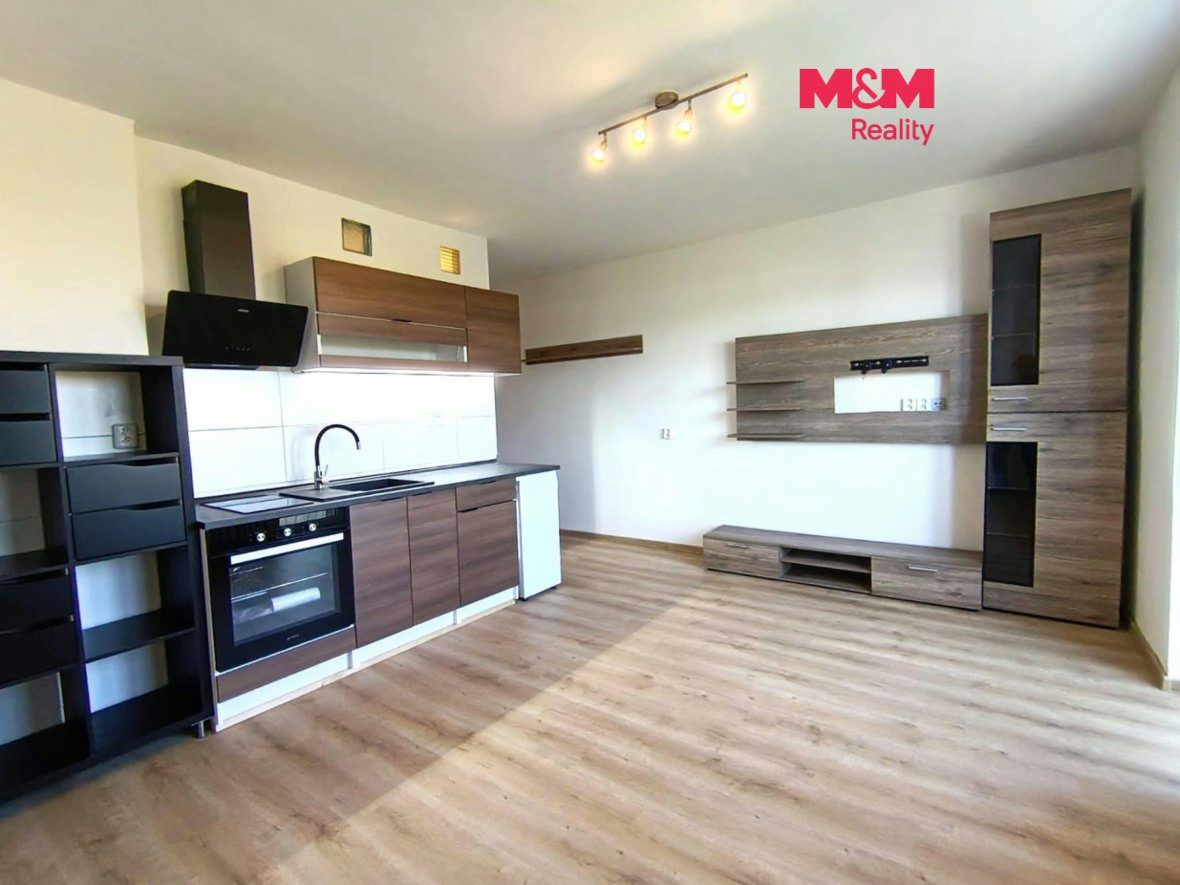 Pronájem bytu 1+kk, 27 m², Frýdek-Místek, ul. Bavlnářská