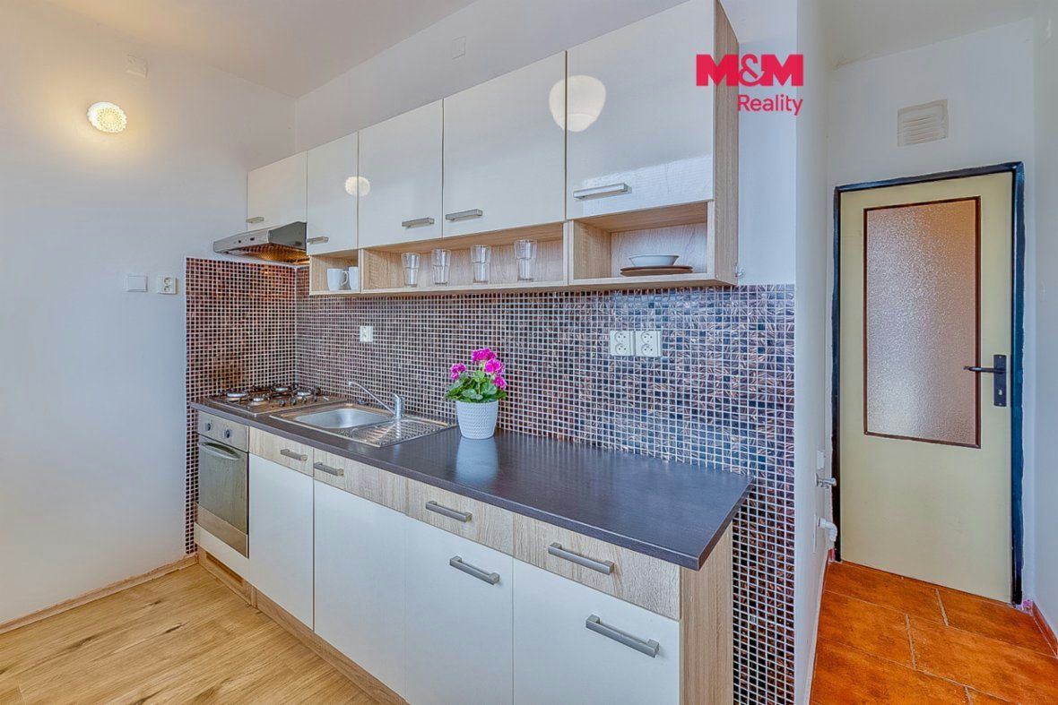 Pronájem bytu 1+1, 38 m², Pardubice, ul. Štrossova