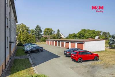 Prodej, byt 3+1, 70 m2, garáž 20 m2, Dobruška-Křovice