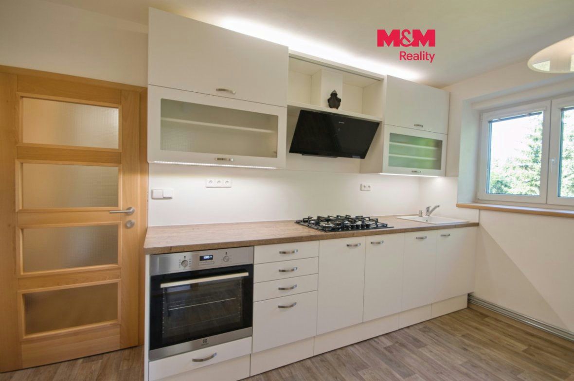 Pronájem bytu 3+1, 67 m², Rožnov pod Radhoštěm, ul. J.Fučíka