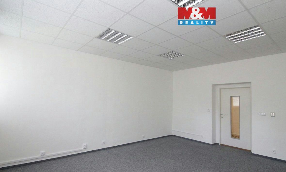 Pronájem kancelář. prostoru 27m² v České Lípě, ul. Bendlova