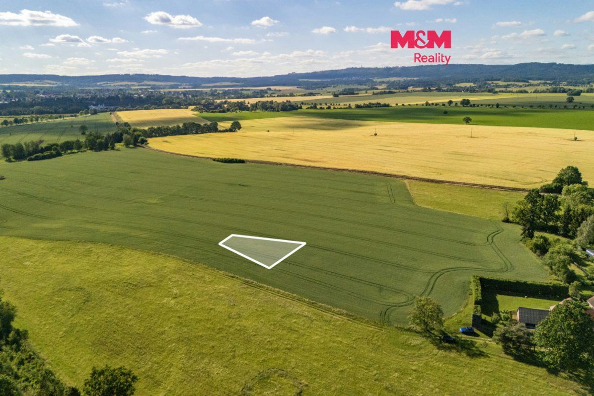 Prodej pozemku k bydlení, 1439 m², Skuhrov