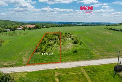 Prodej pozemku k bydlení, 1172 m², Omice