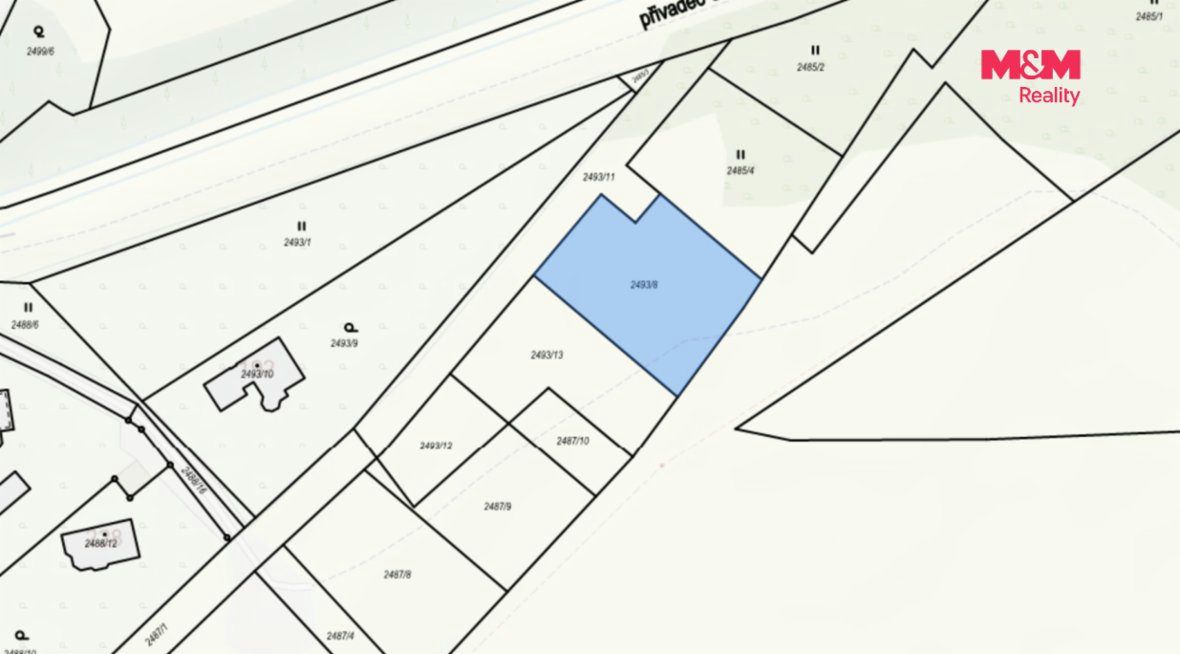 Prodej pozemku k bydlení 1077 m2 v Černovicích