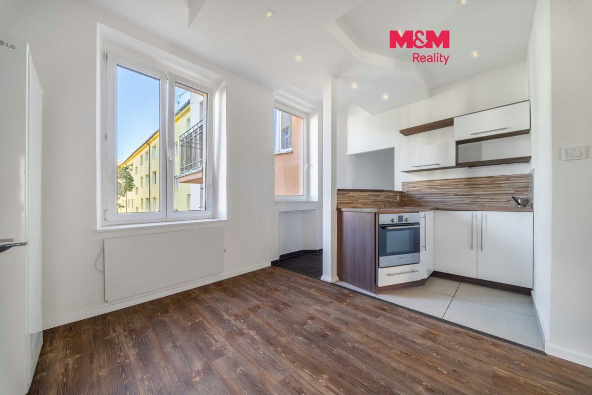 Pronájem bytu 2+kk, 57 m², Plzeň, ul. Vrchlického
