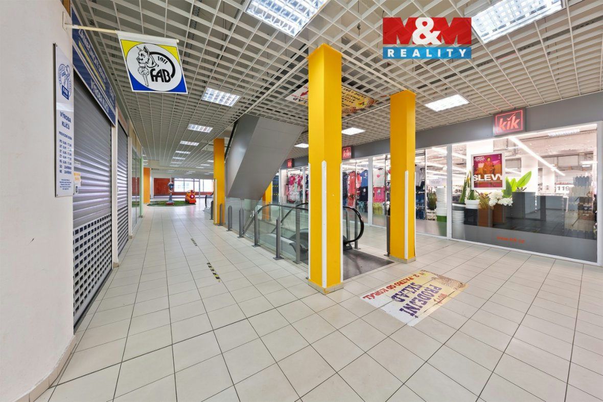 Obchod a služby, 27 m², Děčín, ul. Plzeňská