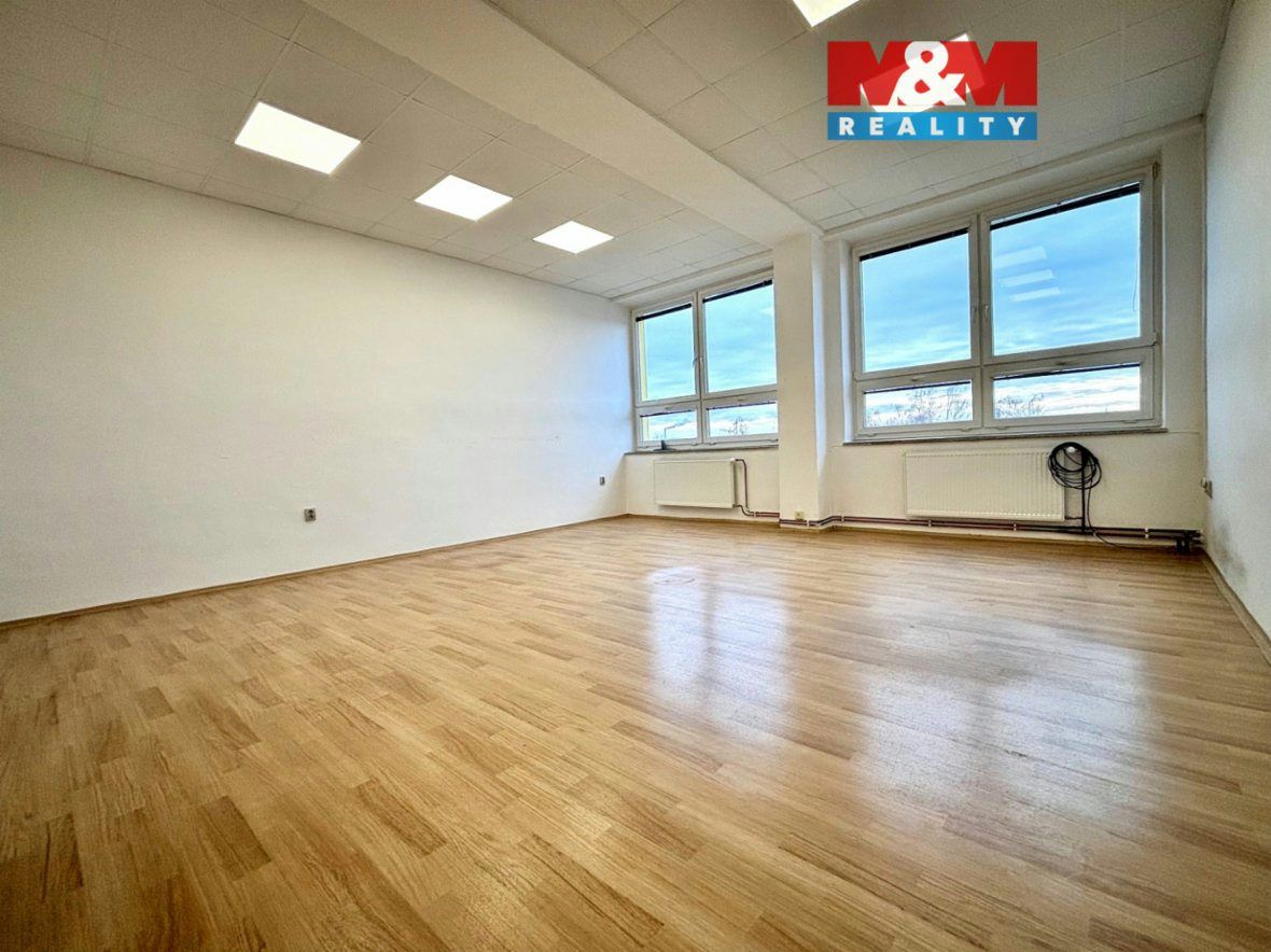 Pronájem kanceláře 35 m², České Budějovice, ul. K. Světlé