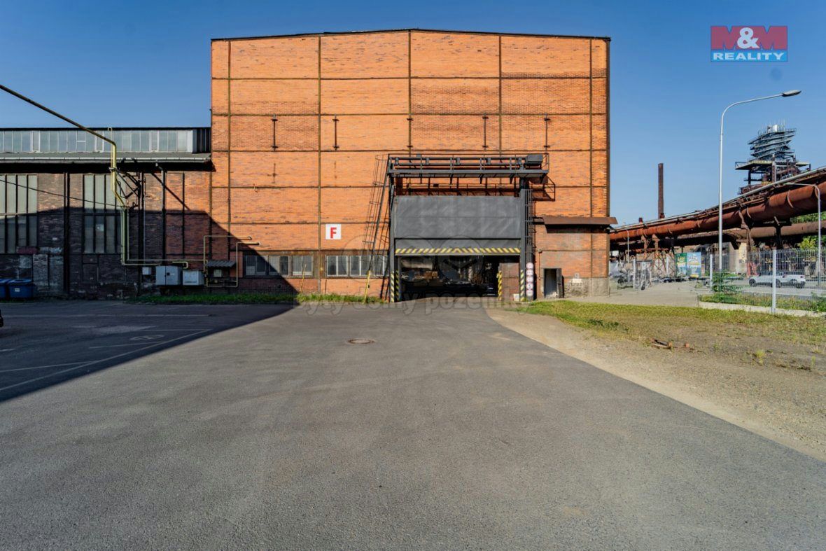Výr. a sklad. hala 4488m², Ostrava
