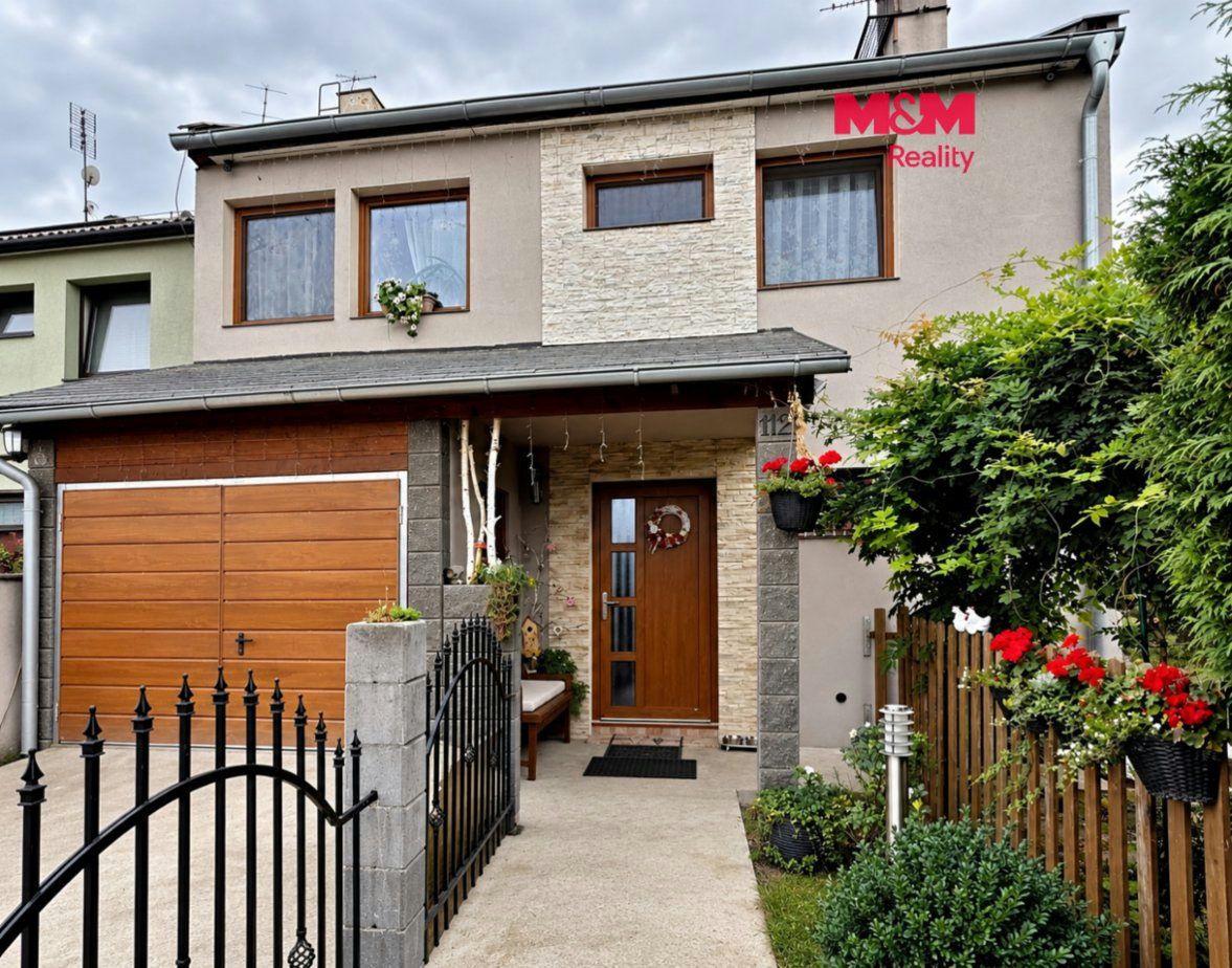 Prodej rodinného domu, 930 m², Bezděkov, Žatec