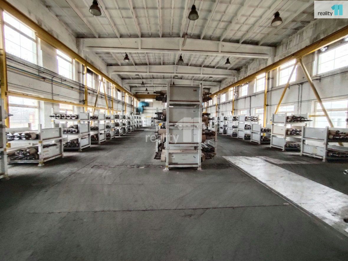 Pronájem skladu E 710 m2, Červeněve