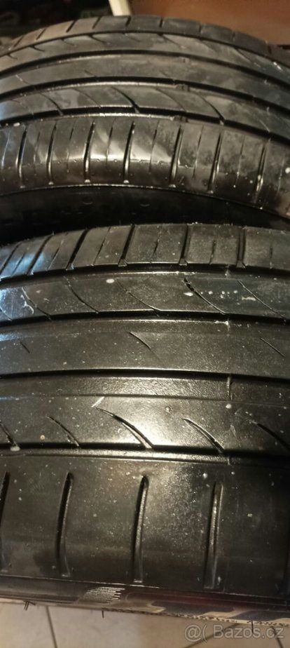 Prodám 2ks letní pneu X-Privilo TX3 235x