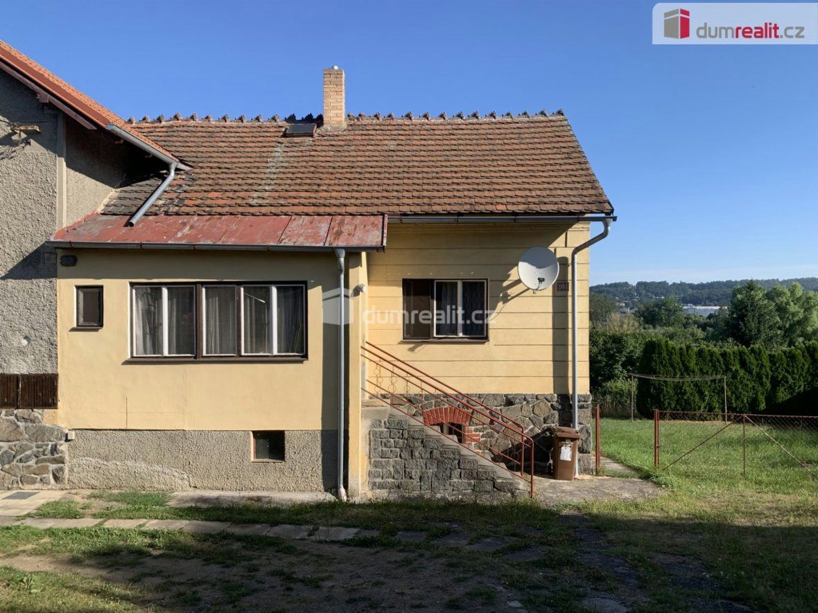 Prodej RD 2+1 se zahradou, s půdou