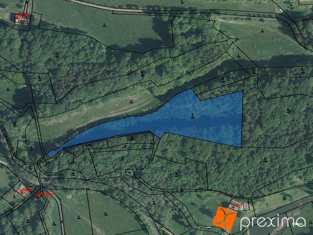 Prodej 1/4 pozemku 2332 m2