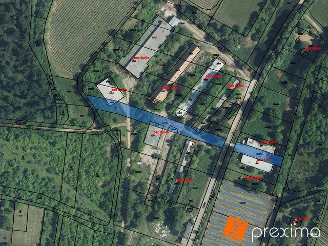 Prodej 2/3 pozemků 1673 m2.Nabízíme Vám k prodeji