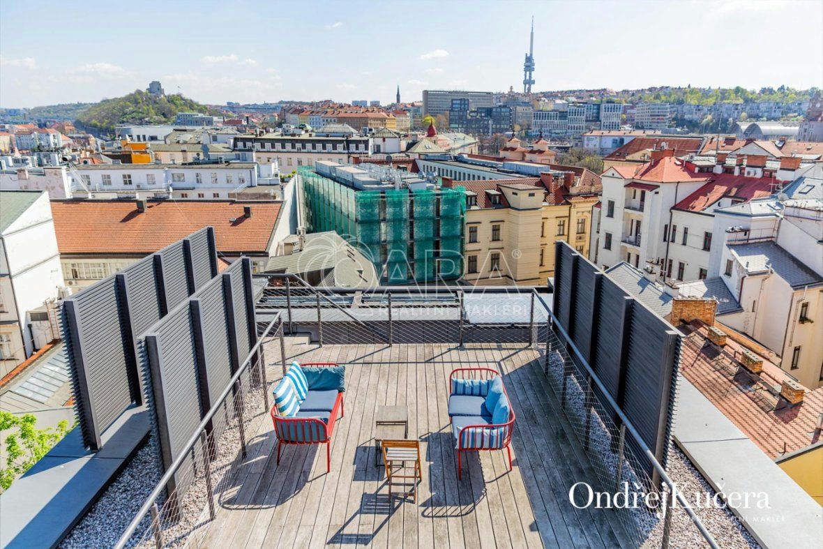 Designový byt v prestižní rezidenci palác Dlážděná v srdci Prahy 1