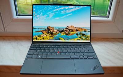 █ Lenovo Z13 gen 1 (Ryzen 7, 3K OLED  dotyk, záruka) █
