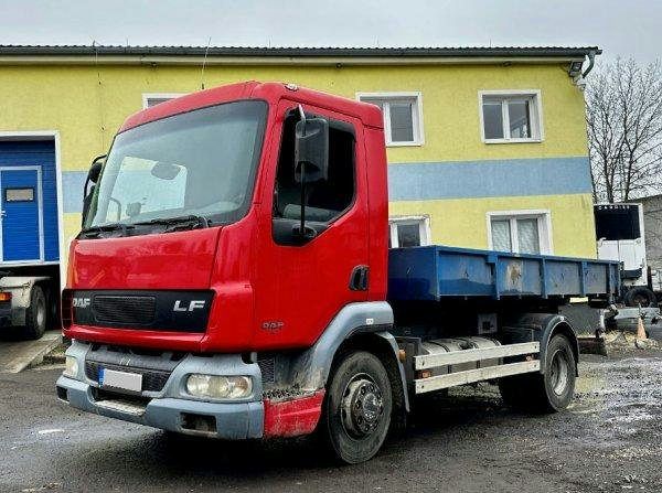 DAF LF, pro přepravu kontejnerů