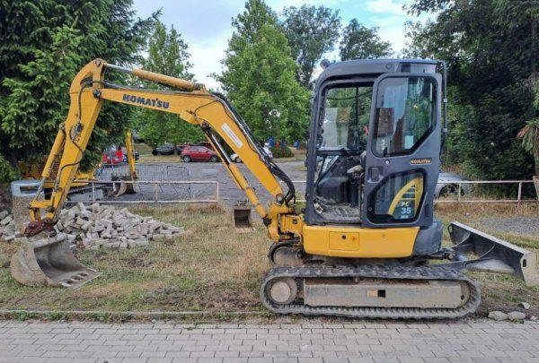 Komatsu PC35 guma 3.7t minibagr, 22, r.v. 2017,