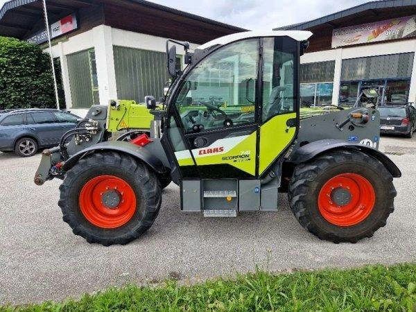 Claas, rok výroby 2021, nafta, neuvedeno První