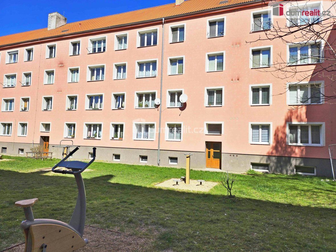 pronájem bytu 1+kk, 21 m2, Roudnice