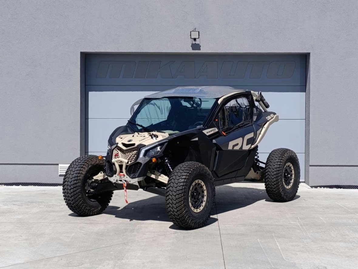 Can-Am, rok výroby 2024, objem 899 ccm, výkon 145