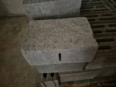 Cihly betonové