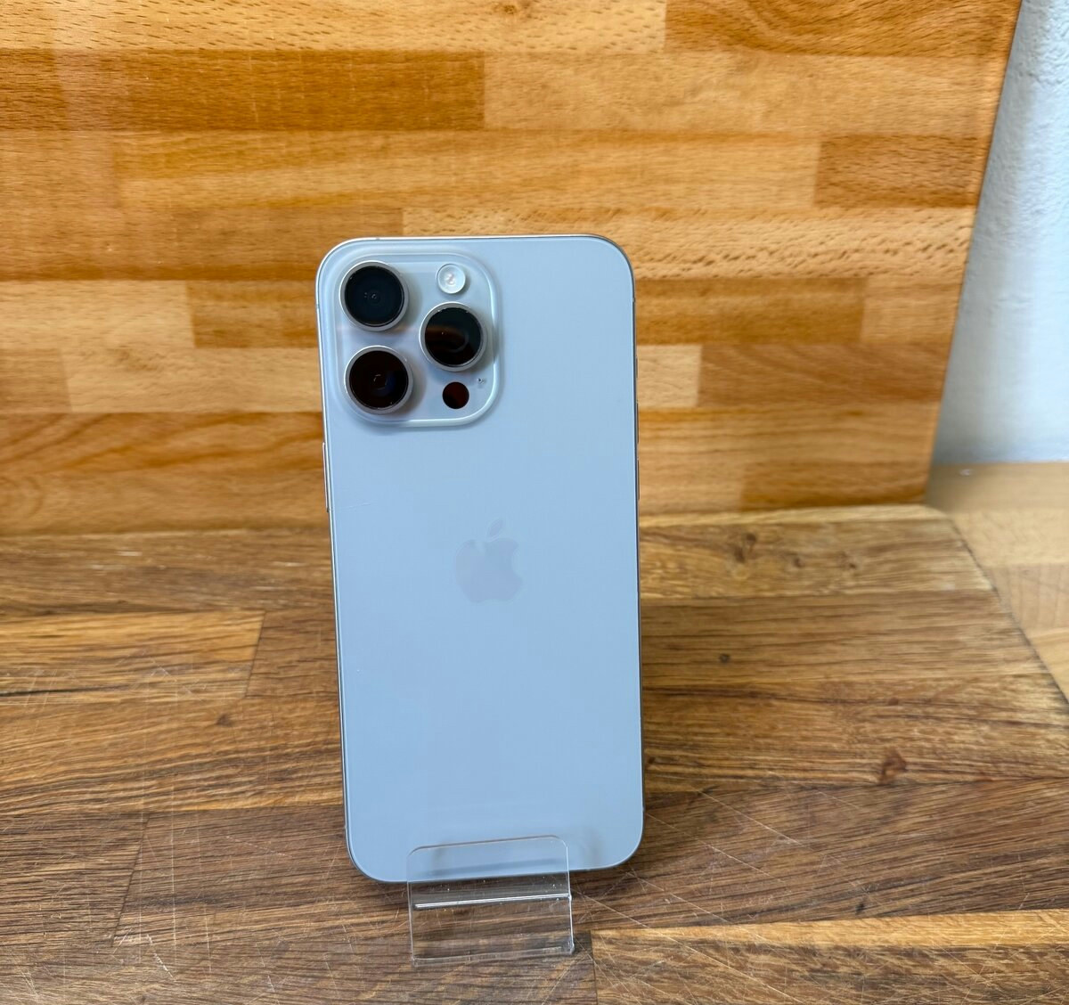 iPhone 15 Pro Max 256GB, natural, eSIM (rok záruka)