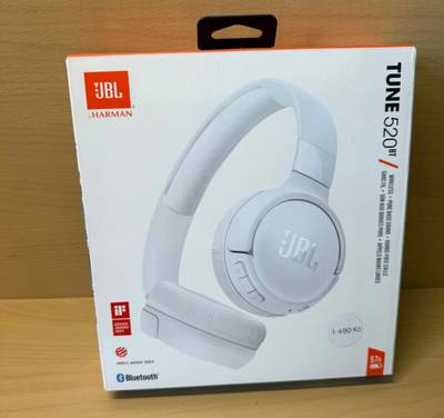 Sluchátka JBL - tune 520 bílý